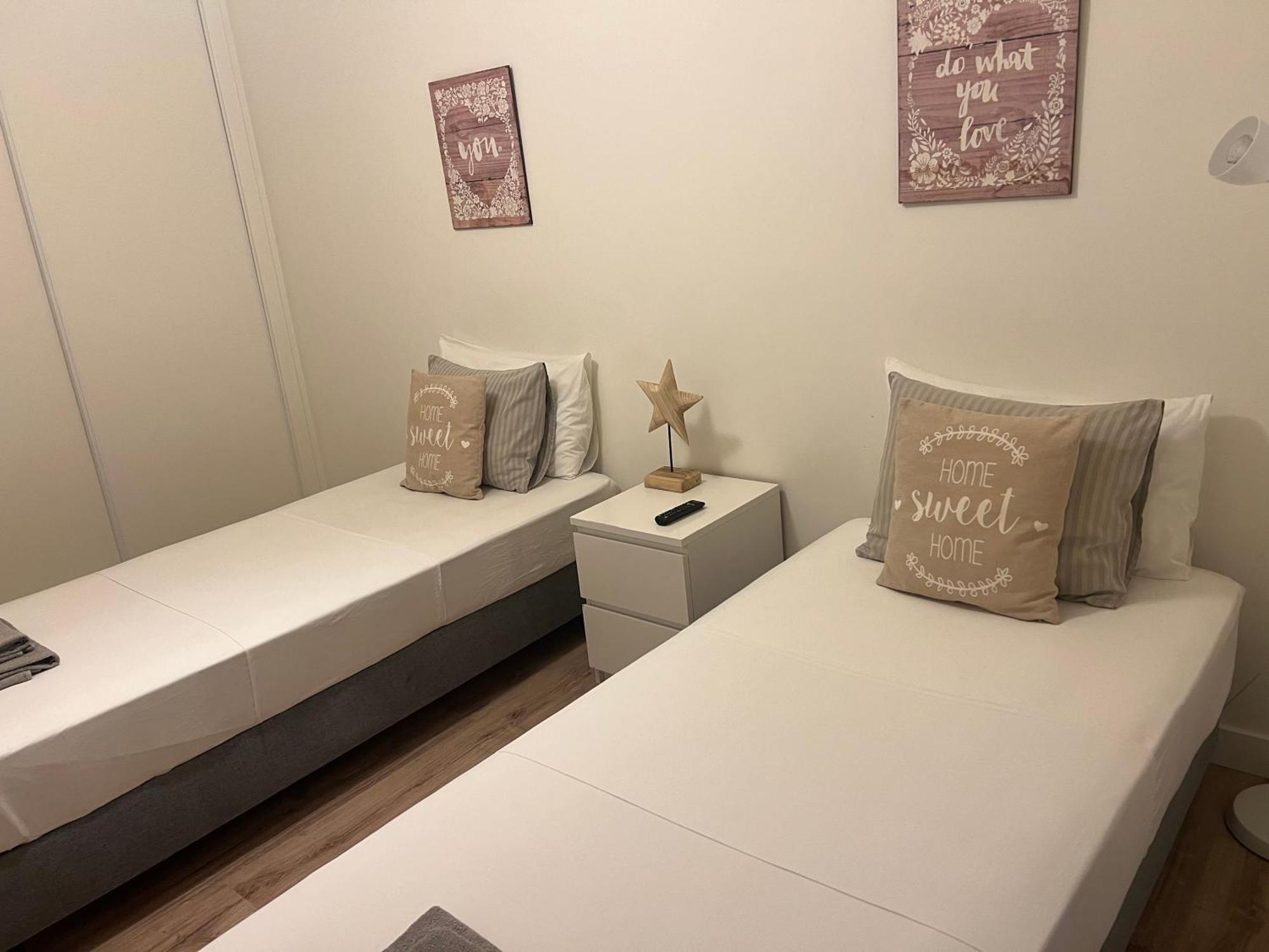 Modern Twin Room With A Balcony مونتيجو المظهر الخارجي الصورة